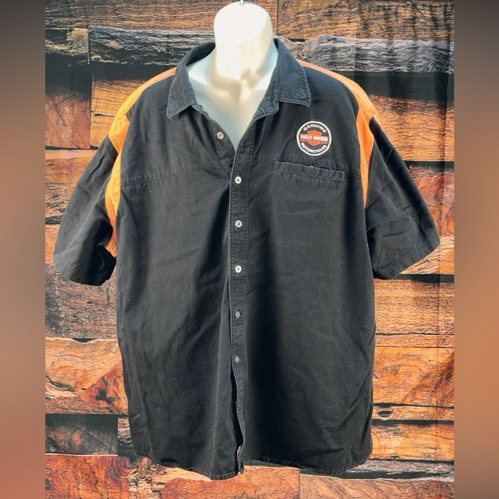 Harley-Davidson Black Shirt with Orange Shoulder Panels - Picture 2 of 7